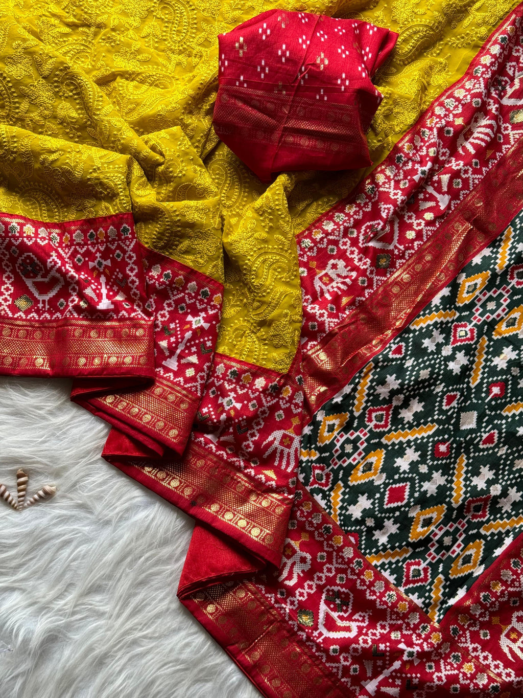 Zareen Patola Saree