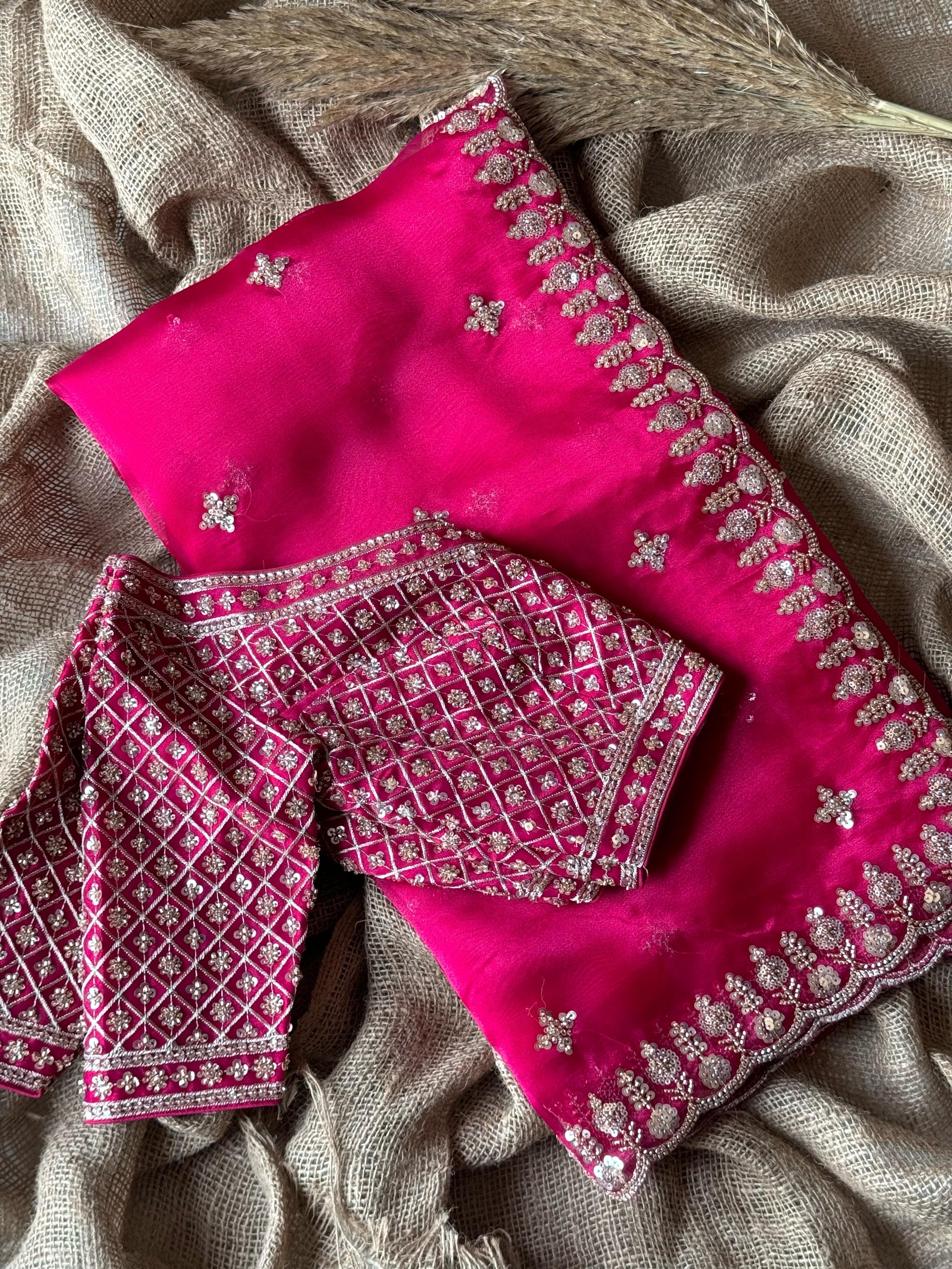Mrunal Raani Saree