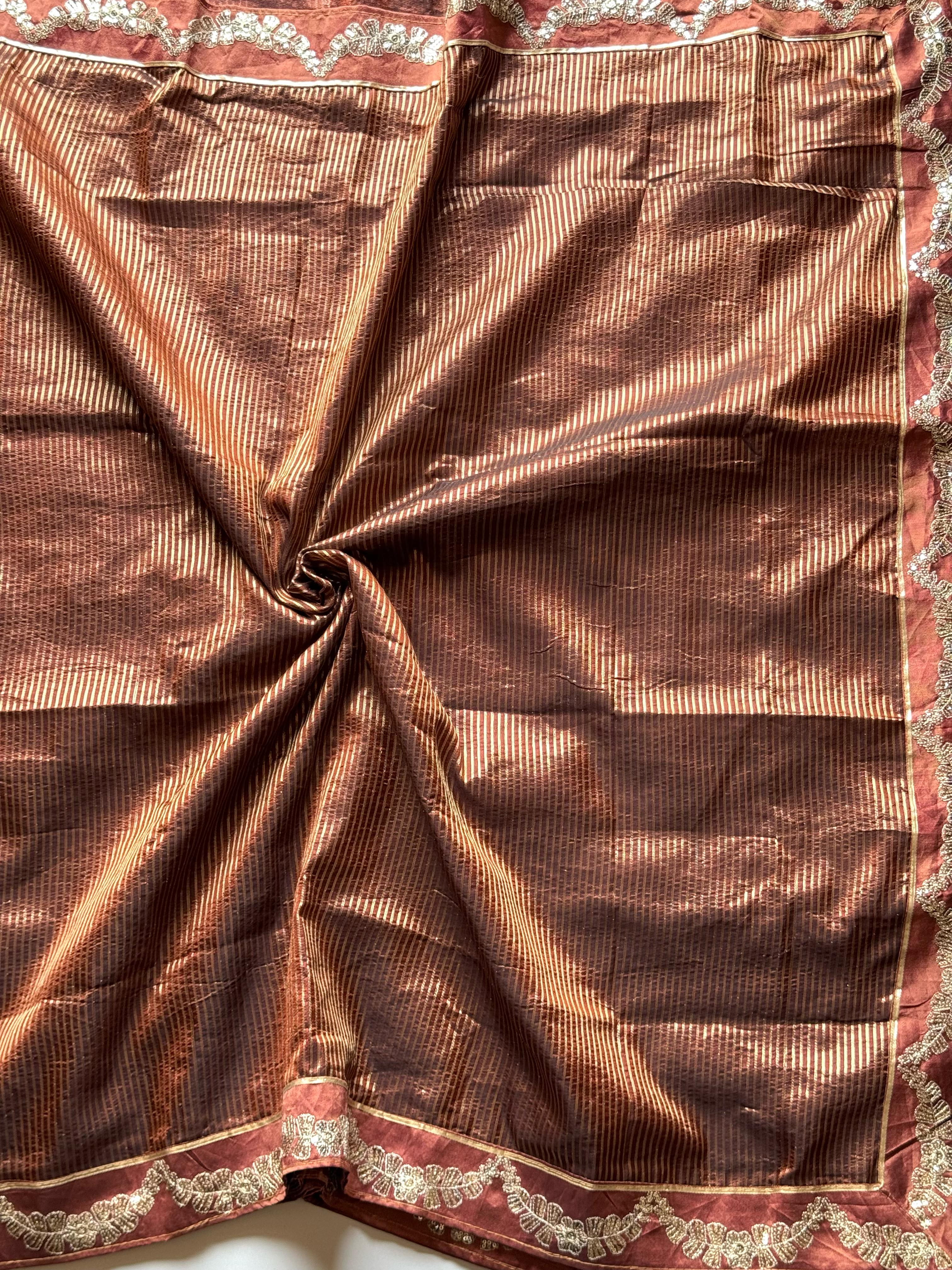 Stars on Rose Saree